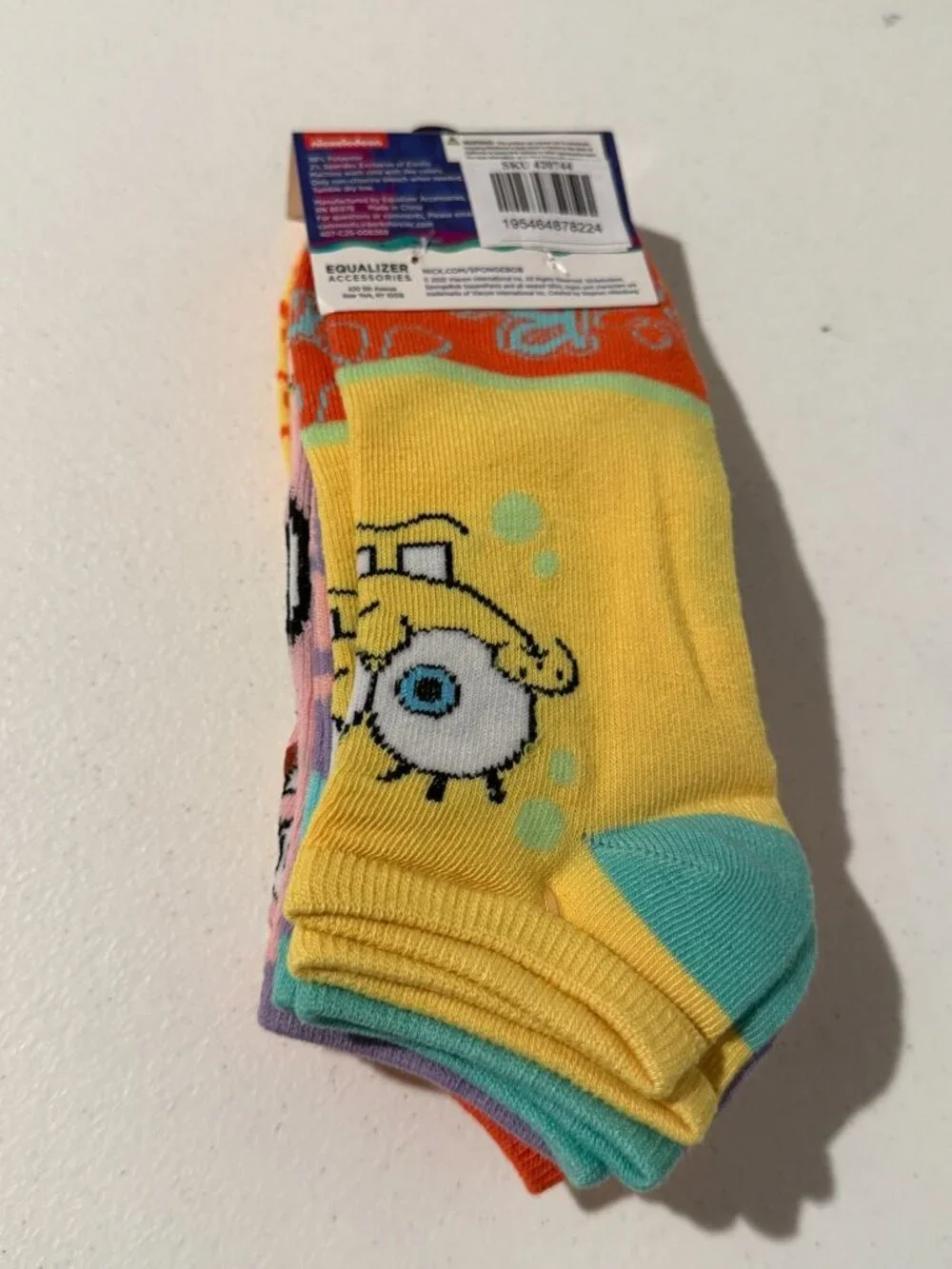 SpongeBob SquarePants 6 Pair Ankle Socks Womens Shoe Size 9-11 NWT